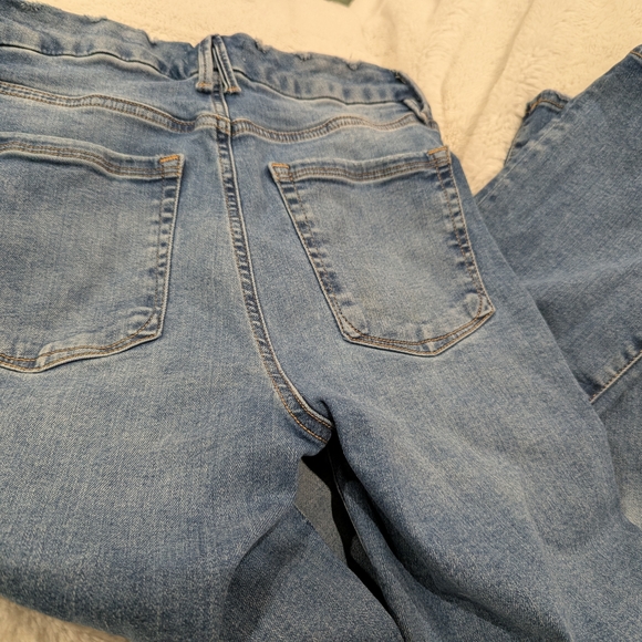 Good American Blue Straight Leg Jeans - Picture 8 of 8